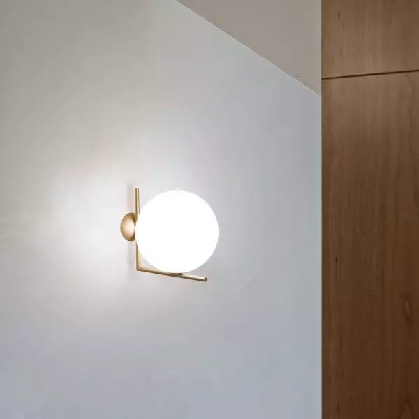 Applique/plafonnier boule de verre IC Lights S62