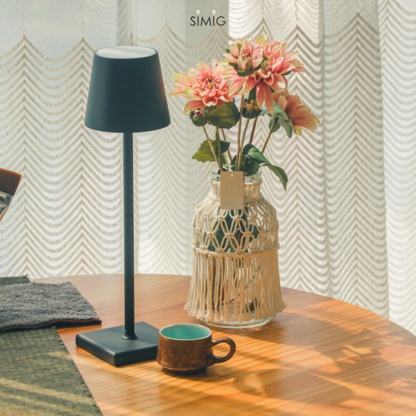 Cordless Rechargeable LED Table Lamp S11