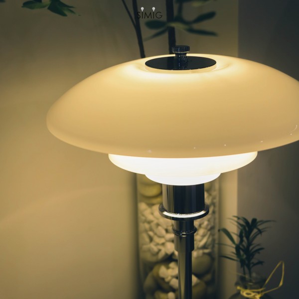 Danish Disc Multilayer Metal Table Lamp