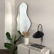 Leaf Shape Arum Swivel Metal Wall Lamp