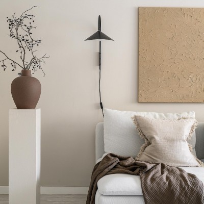 Bladformad Vägglampa i Metall Arum Swivel