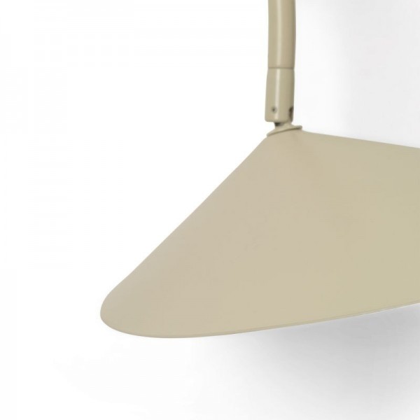 Leaf Shape Arum Swivel Metal Wall Lamp