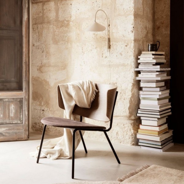 Leaf Shape Arum Swivel Metal Wall Lamp