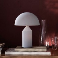 Lampe de table moderne en métal Atollo pour chambre à coucher