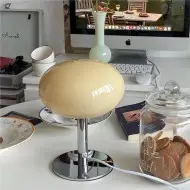 Minimalistyczna szklana lampa stołowa Bauhaus S20