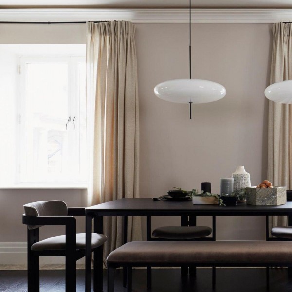 Lampa Wisząca Model 2065 w Kształcie Elipsy