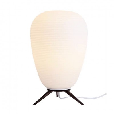 Hvid Trefodsbordlampe Til Soveværelset S37