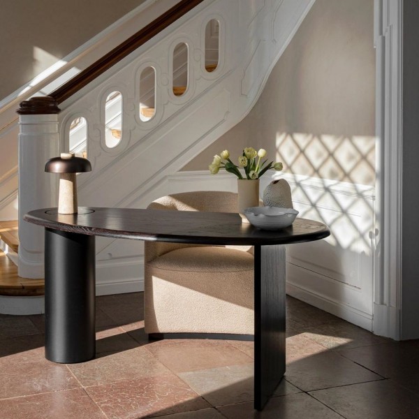 Lampe de table REVERSE de conception danoise