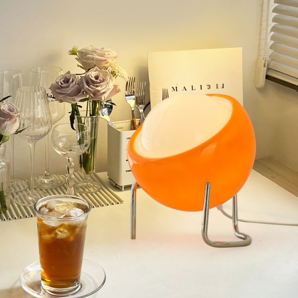 Bauhaus middelaldersk interiør Soverom nattbordsvinduslampe S23