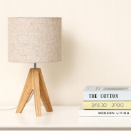 Wood Tripod Bedside Table Lamp With Grey Linen Lampshade S70