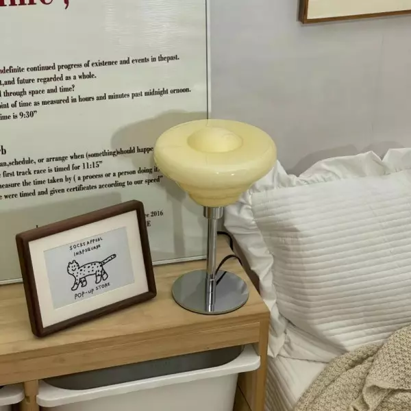 Snygg Nordic Glass Bordslampa S80