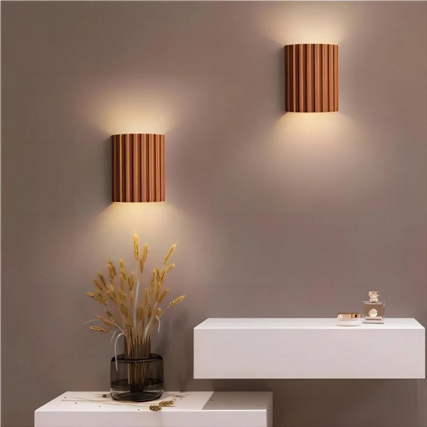 Scandinavian Ribbed Resin Fluted Wall Lamp S92