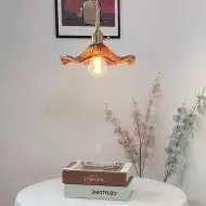 Szklana lampa wisząca w stylu retro z kwiatem hibiskusa S104