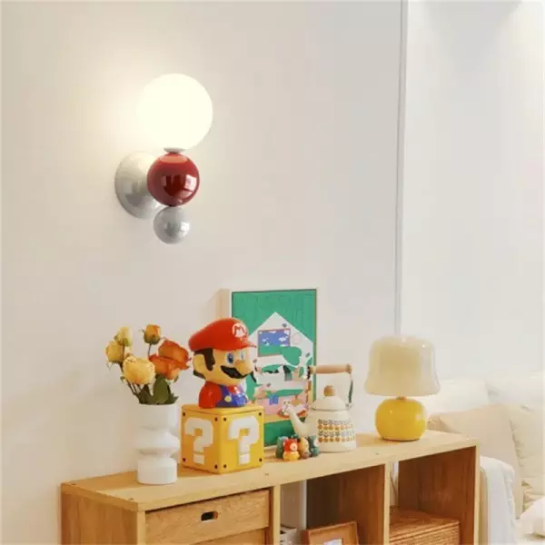 Aplique de pared de metal con forma de globo de colores S149