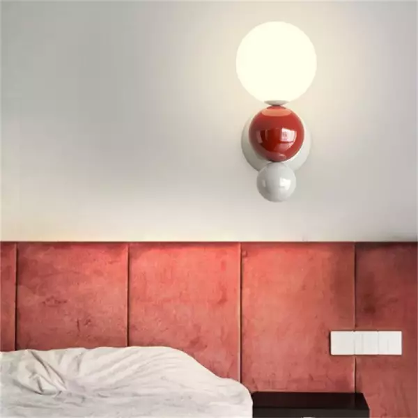 Aplique de pared de metal con forma de globo de colores S149