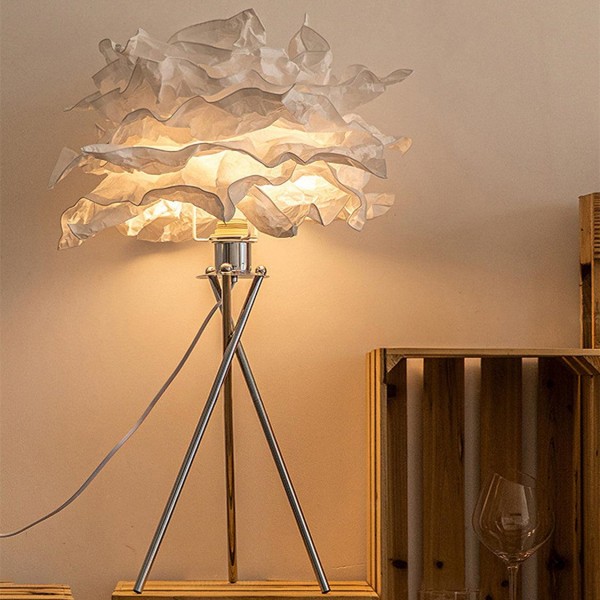 Creative Cloud Metal Paper Table Lamp S162