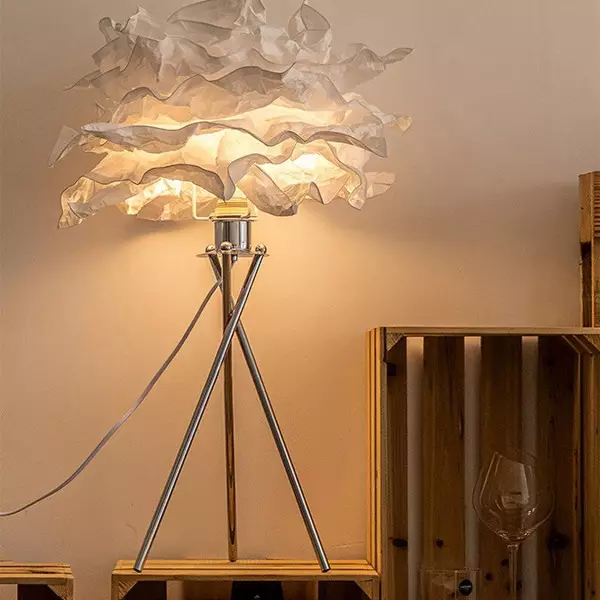 Creative Cloud Metal Paper Table Lamp S162