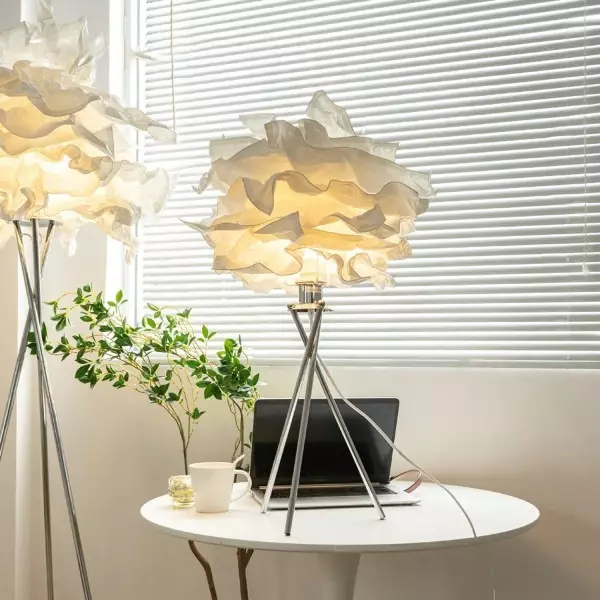 Creative Cloud Metal Paper Table Lamp S162
