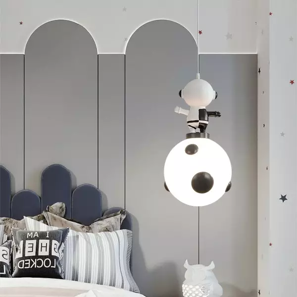 Färgglada leksaker statyett metall taklampa S160