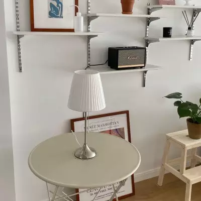 Lámpara de mesa de noche con base de metal M91