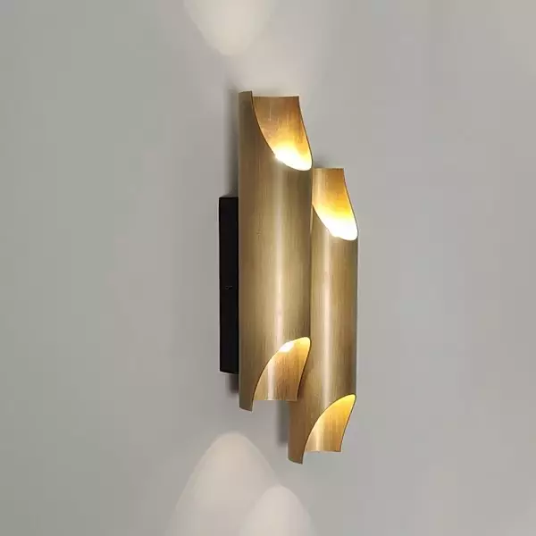 Lámpara de pared de tubo doble de latón M83