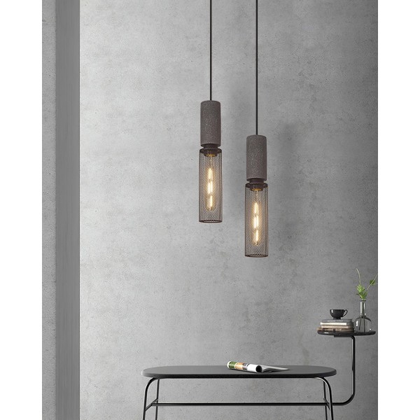 Pendellampe i sementnett M81