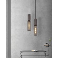 Pendellampe i sementnett M81