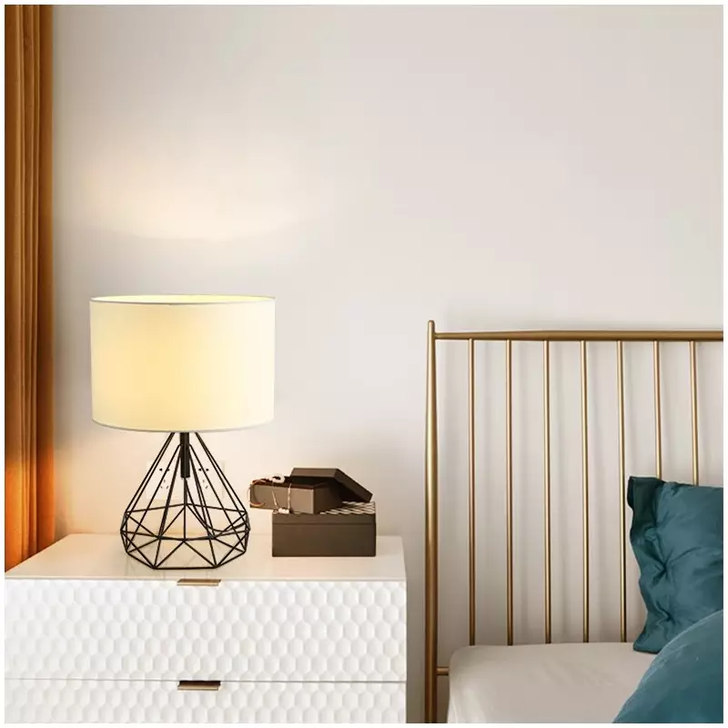 Tischlampe aus Stoff „Diamond“