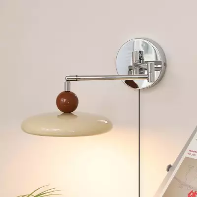 Lampada da parete con spina da comodino con braccio orientabile M244