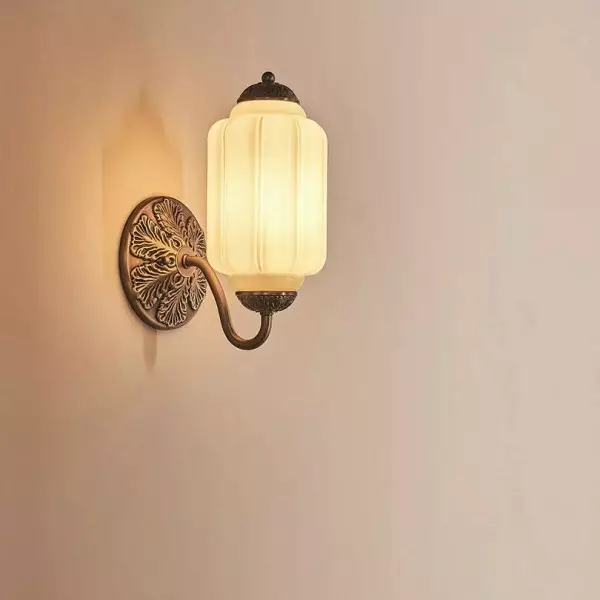 Lampa ścienna w kształcie świecznika ze szkła vintage M03