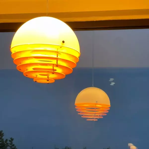 Bauhaus Sunset Ambient Pendant Lamp - Glass Acrylic Pendant Lamp S192