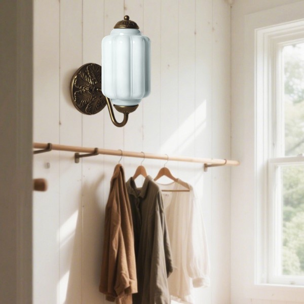 Lampa ścienna w kształcie świecznika ze szkła vintage M03