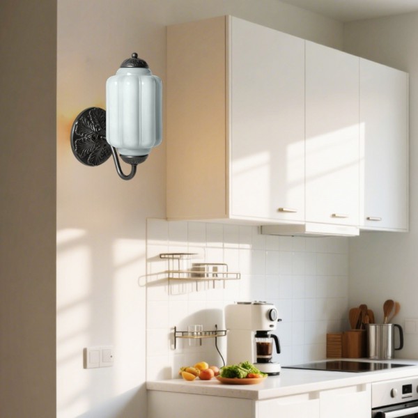 Lampa ścienna w kształcie świecznika ze szkła vintage M03