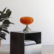 Bauhaus Szklana lampa stołowa LED w kształcie jabłka S137