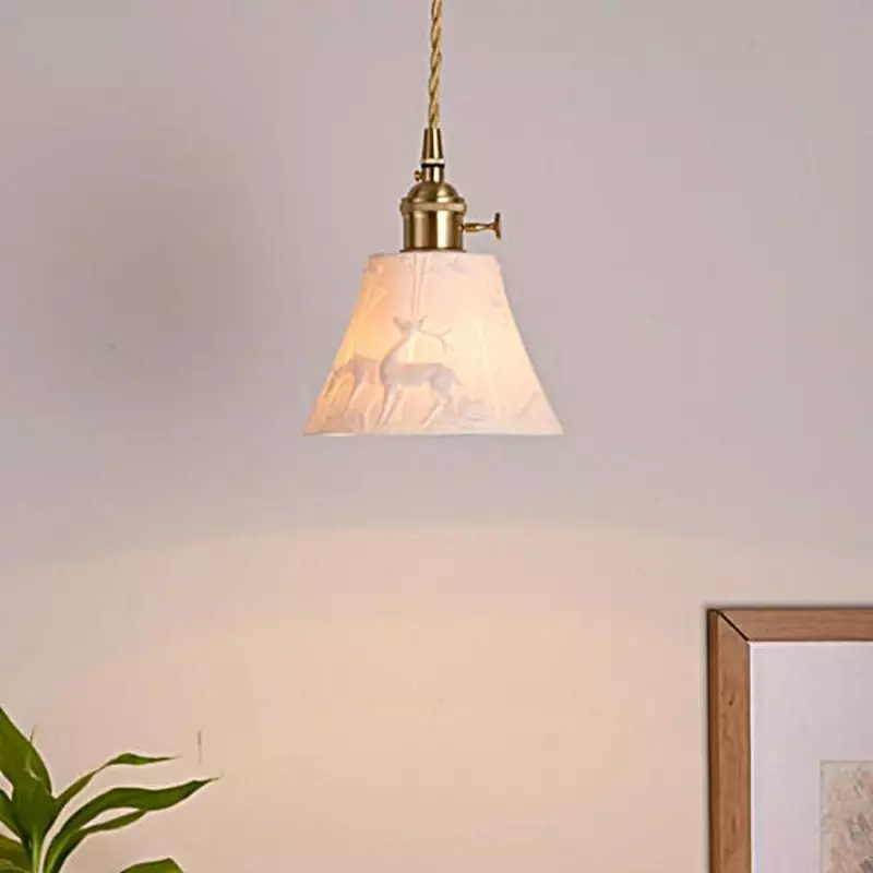 Série de pendentifs en laiton et céramique