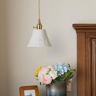 Seria ceramicznych zawieszek z mosiądzu