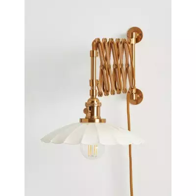 Applique Furium a fisarmonica smerlata - Applique in ottone Elegance T102