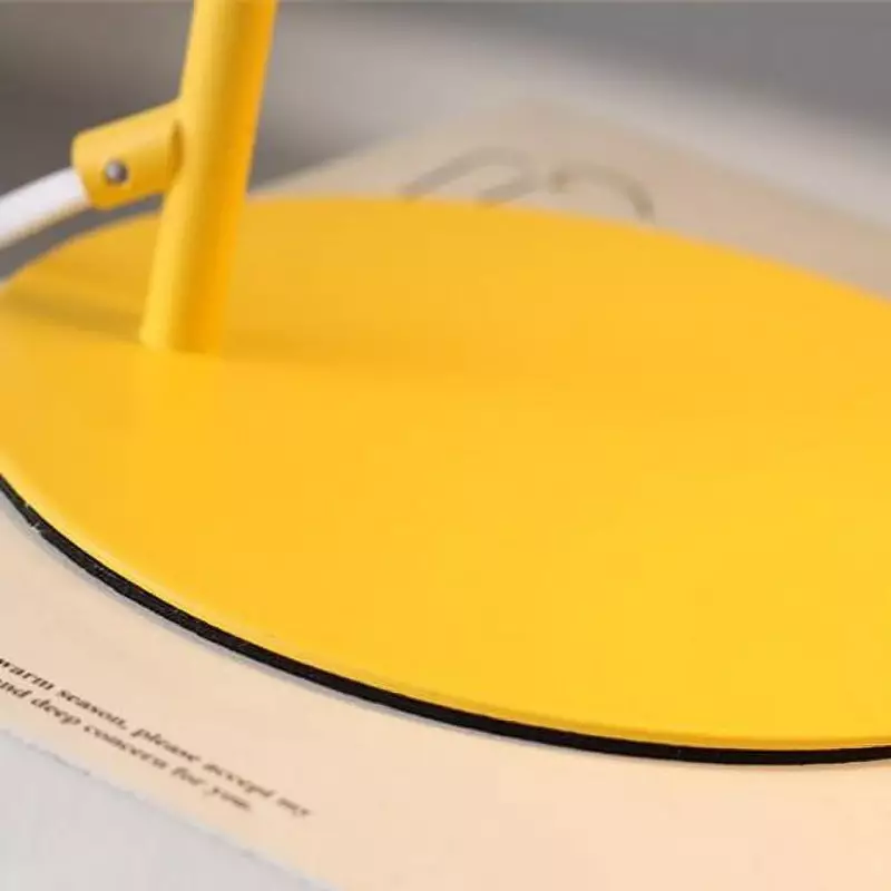 Żywe światło stołowe