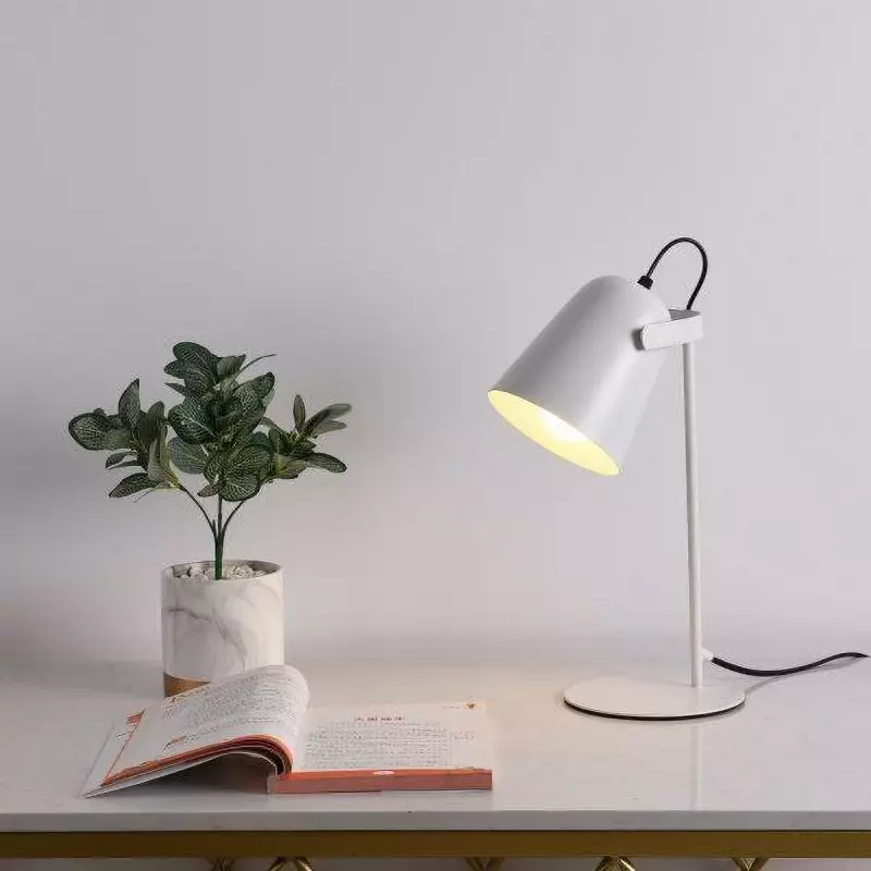 Żywe światło stołowe