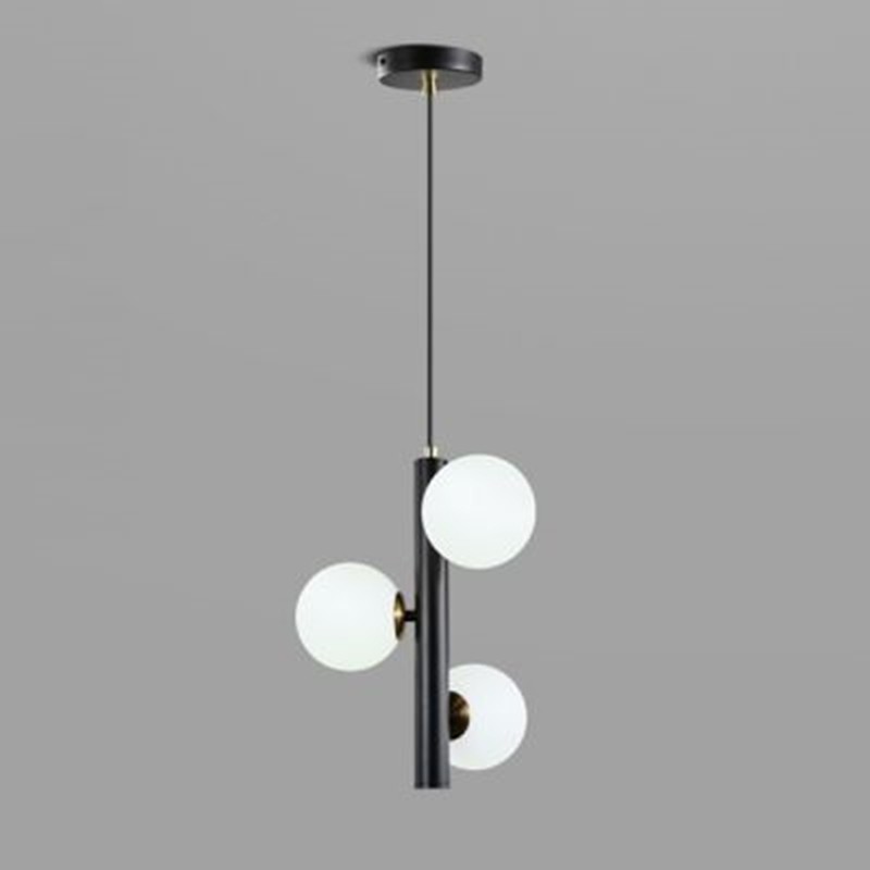 Lampe à suspension à trois boules de verre