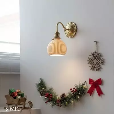 Elegant Ceramic and Brass Wall Sconce for Living Room and Hallway T432