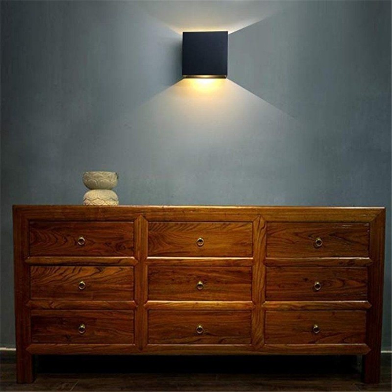 Cube LED -vägglampa