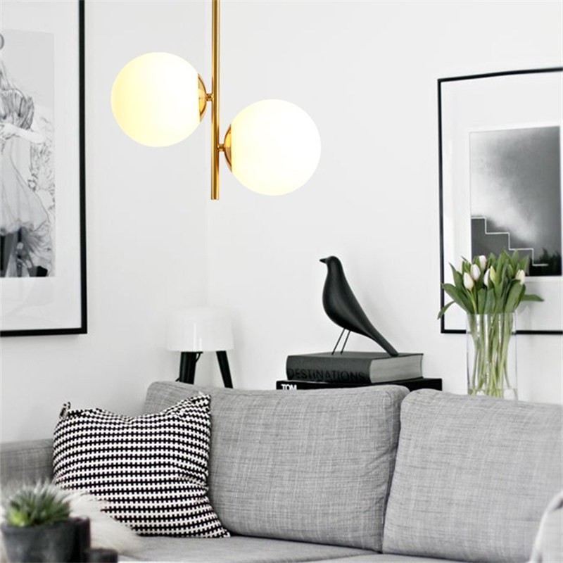 Pendellampe i opal glass