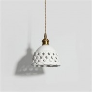 Lampada a sospensione in ceramica traforata