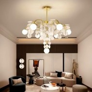 Sadepisara kattokruunu