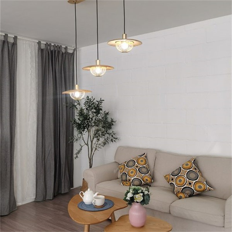 HAT Hänglampa i trä