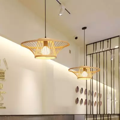 Lampada a sospensione in rattan con lanterna cinese