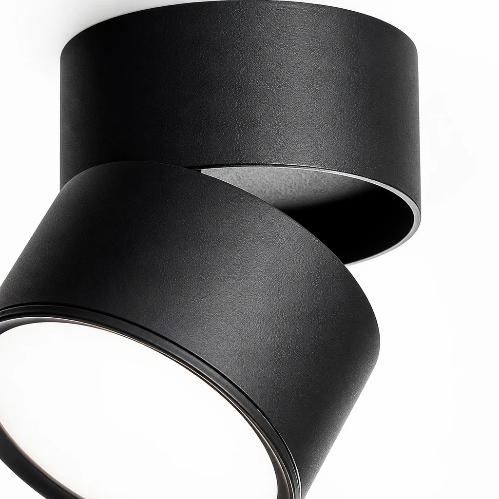 Zbliżenie na aluminiowy korpus reflektora powierzchniowego Favilla D04 i regulowaną głowicę reflektora