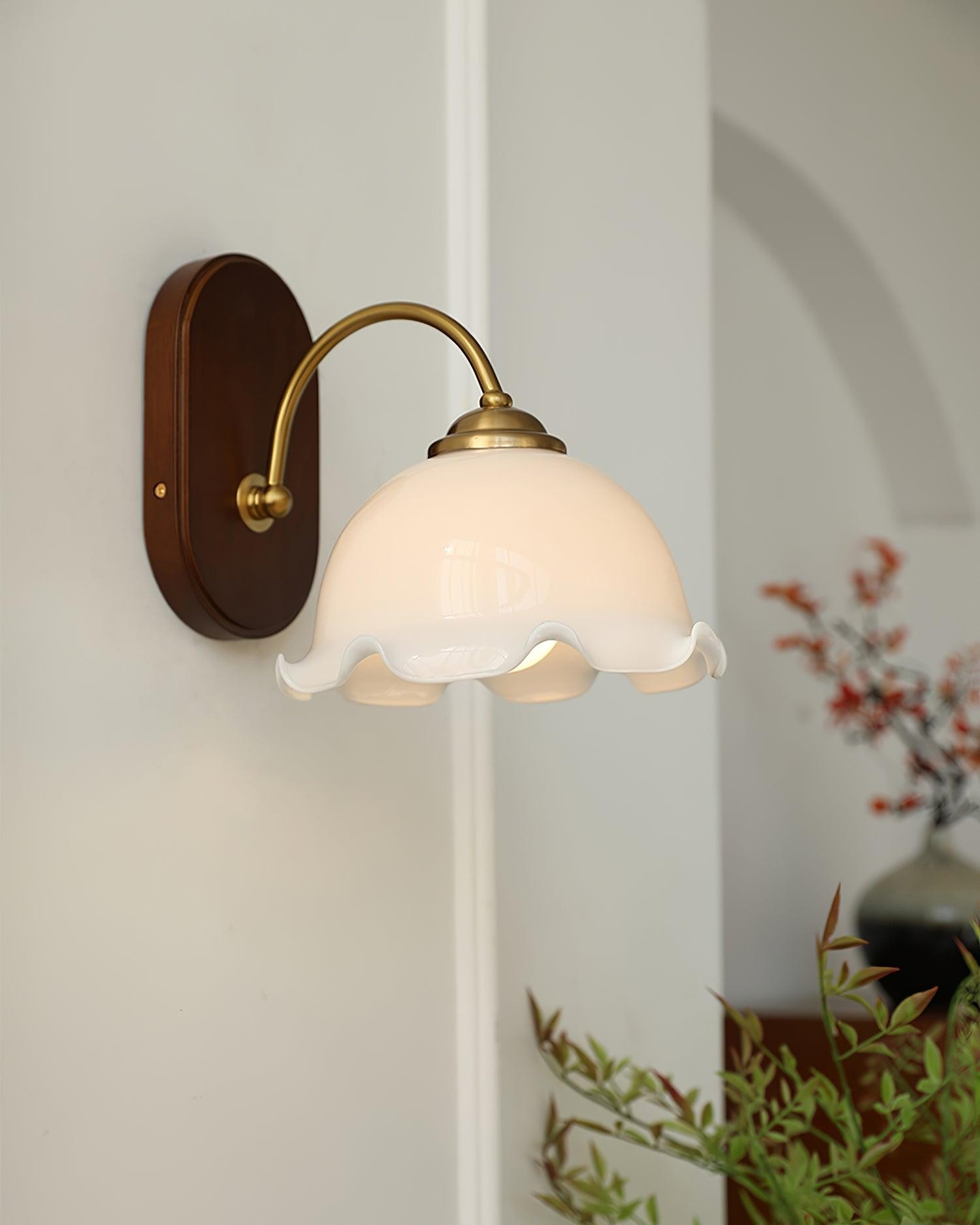Vintage Flower Wall Lamp M309