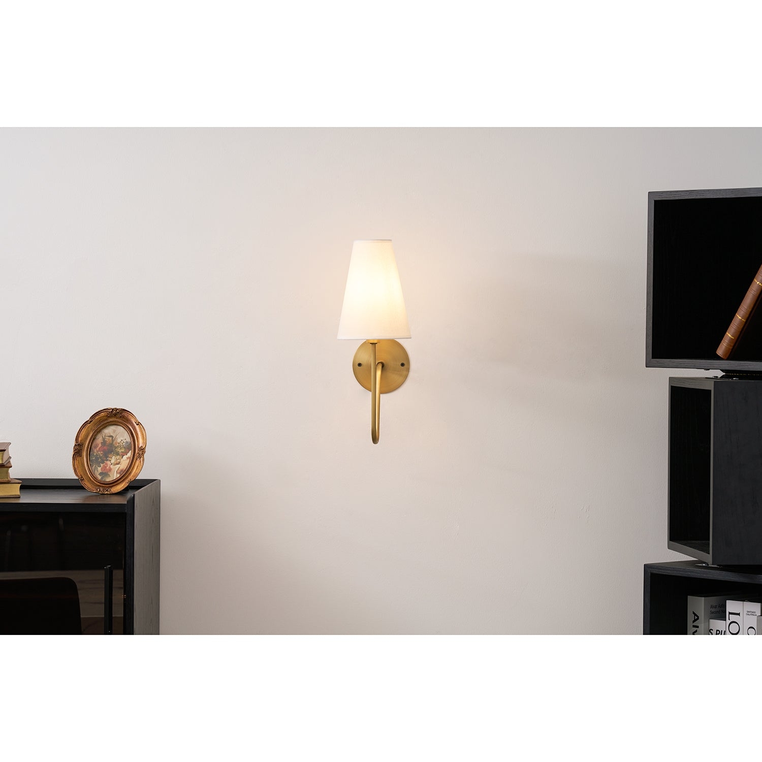 Scoop Wall Lamp D756